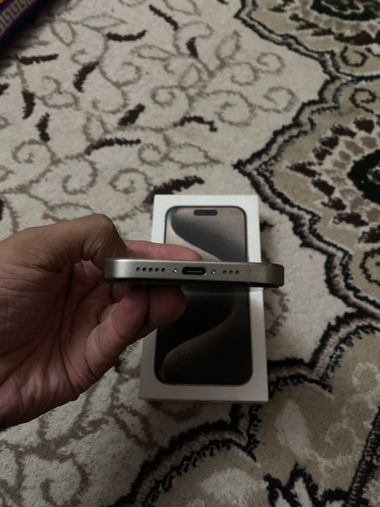 Iphone 15 pro dual  256 original zaryatkasyam qoshb beriladi