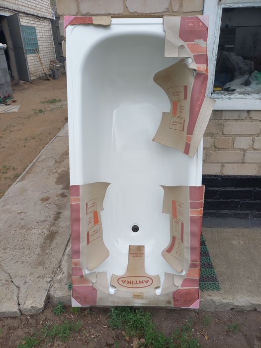 Ванны акриловые новые