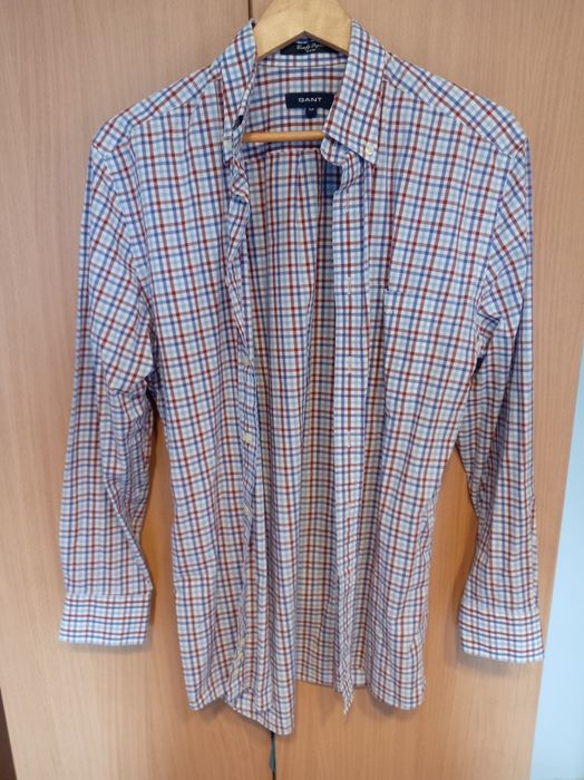 Cămașă de Vânzare