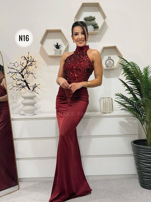 Дамски официални рокли