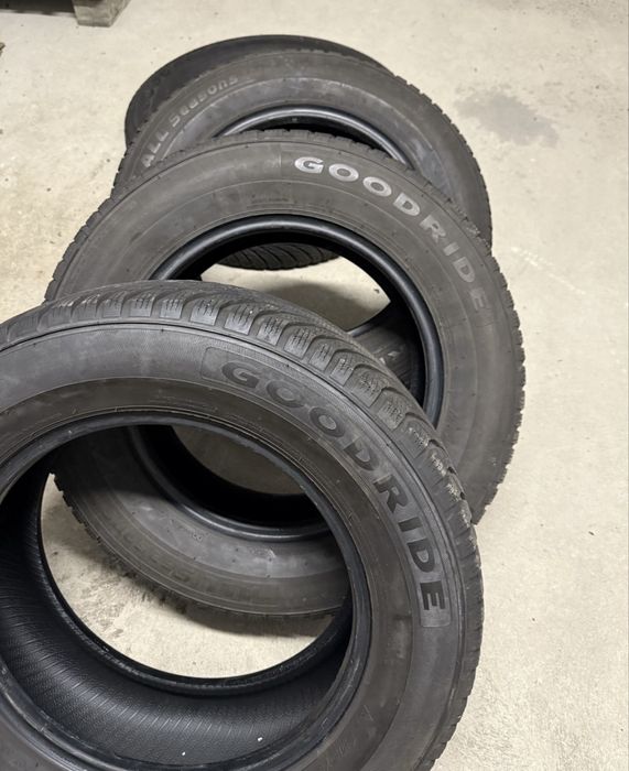 Anvelope Iarna GoodRide / Semperit 215/65/16