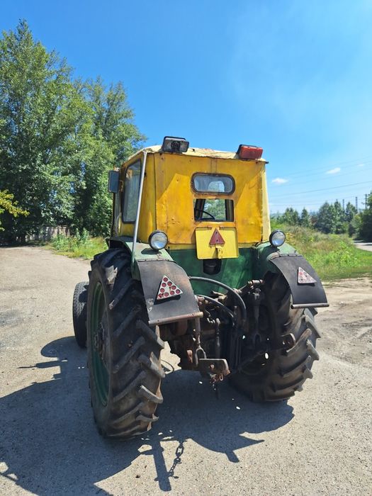 Трактор продам юмз ,рабочий