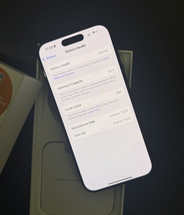 iPhone 15 Pro Negru 1tb neverlock impecabil folie baterie 92%