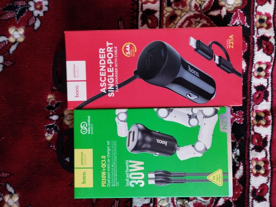 Suport telefon, incarcatoare masina, boxe