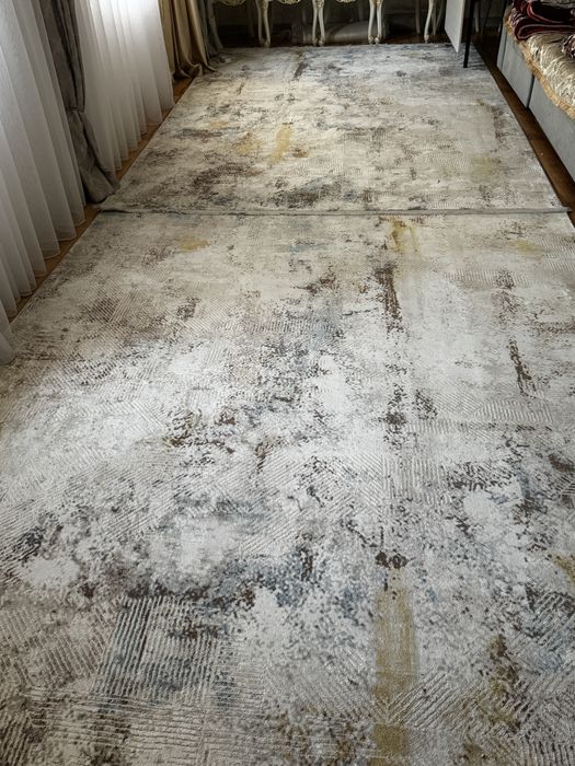 Ковер продаю хорошем состояние