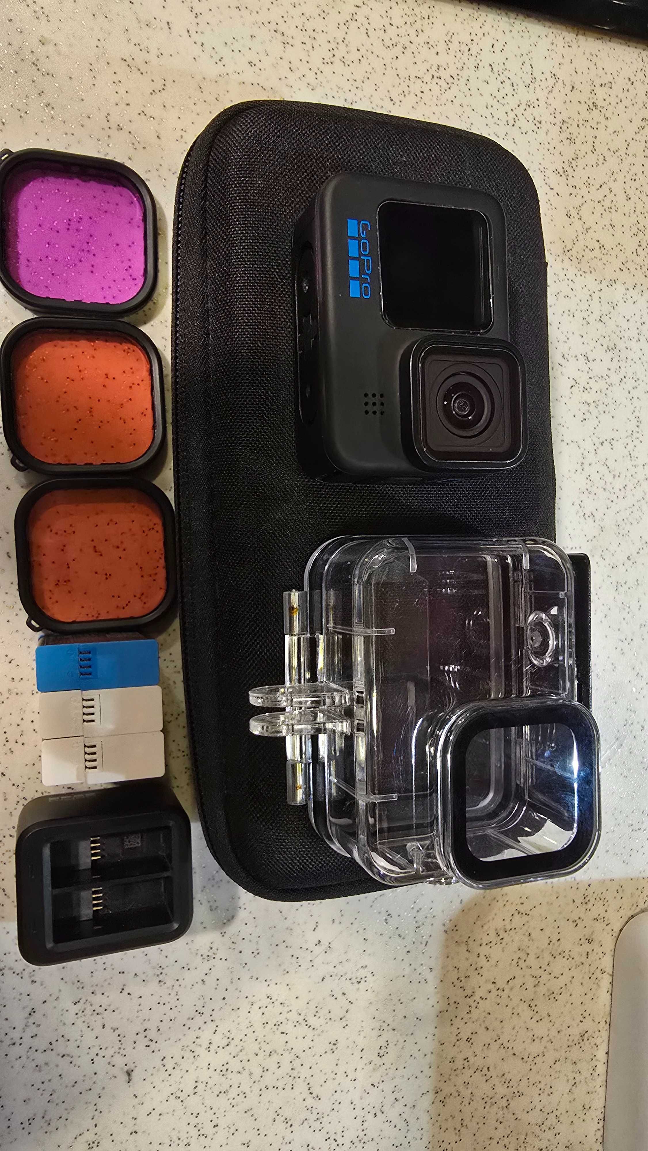 GoPro 10 Black edition с много екстри