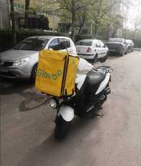 Inchiriere scuter Kymco 49cc / Kymco 125cc delivery | Glovo Bolt Tazz