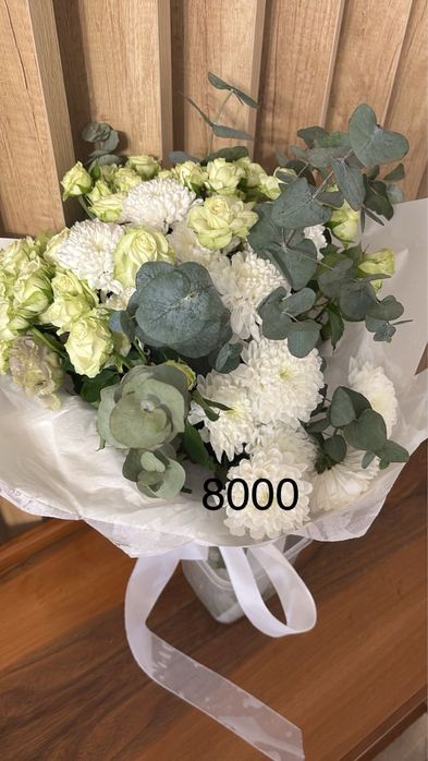 Шикарный букет цветов, смотрите фото