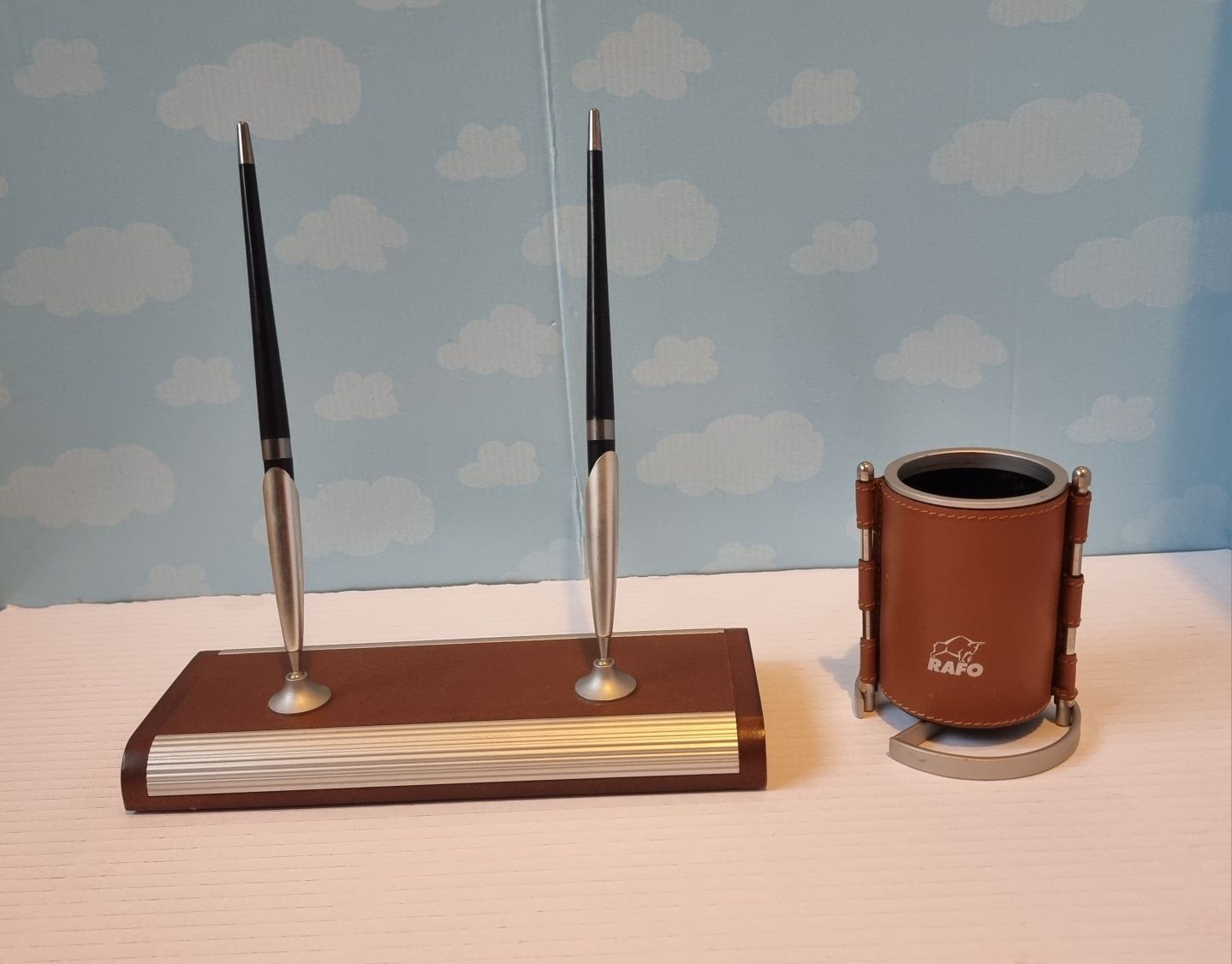 Set două suporturi de birou pentru pixuri/creioane