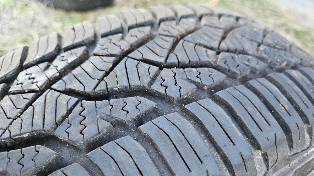 2бр гуми 175 65 14 барум