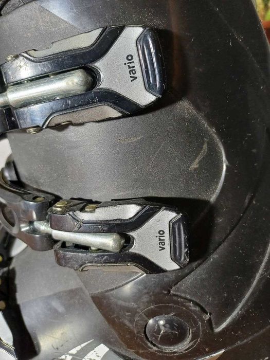 Горнолыжные ботинки