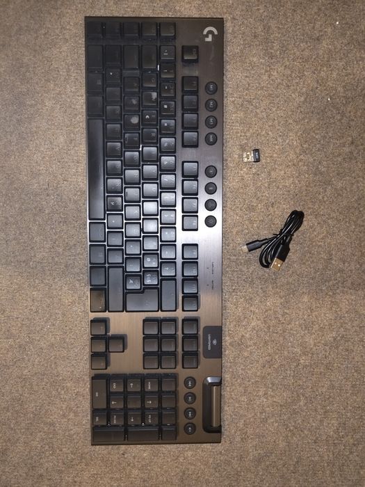 Tastatura Logitech G915