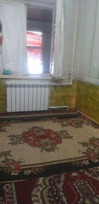 Mevazor chilonzorda 3 xonali g'ishtli 2 etaj
