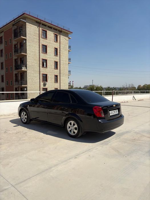 Lasseti jentra qlngan