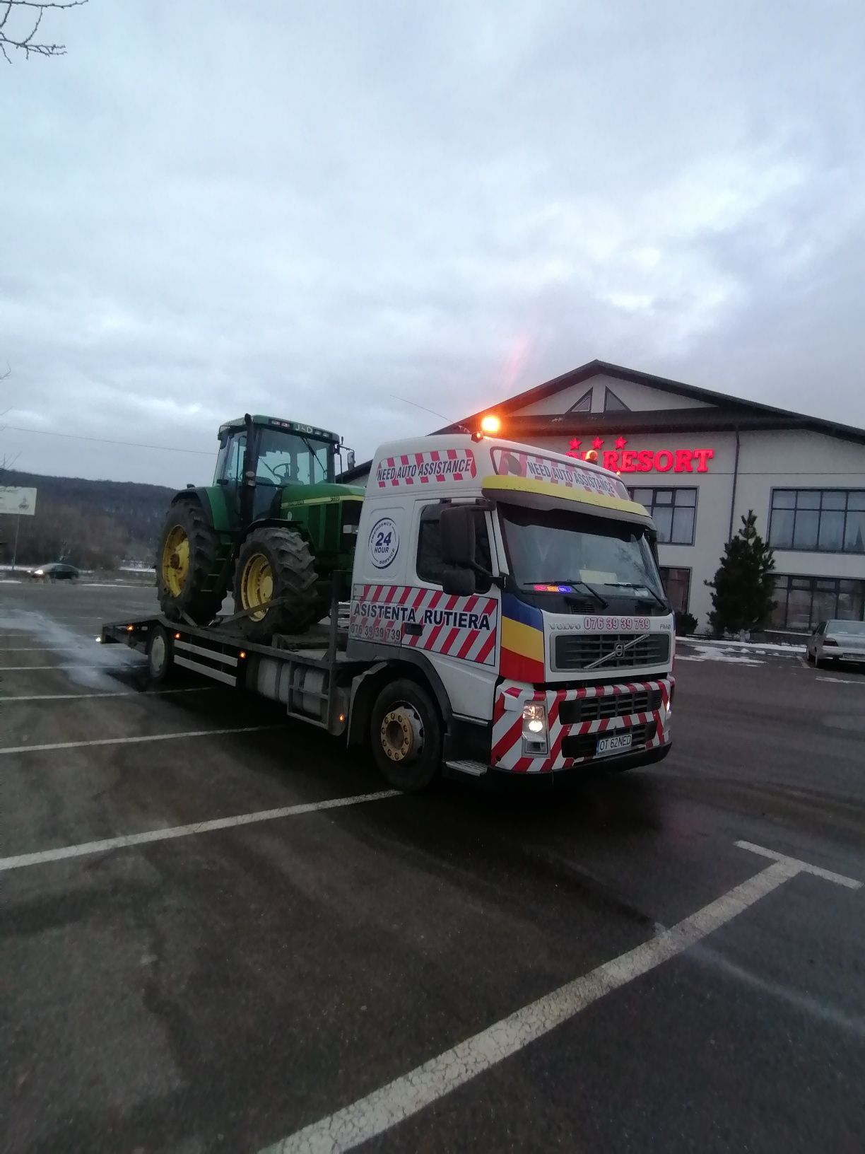 Tractari auto Camioane,transport utilaje grele buldo,taf,vola etc