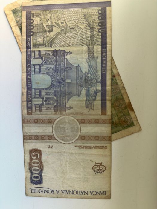 Bancnote vechi,de 50 lei și 5000 lei