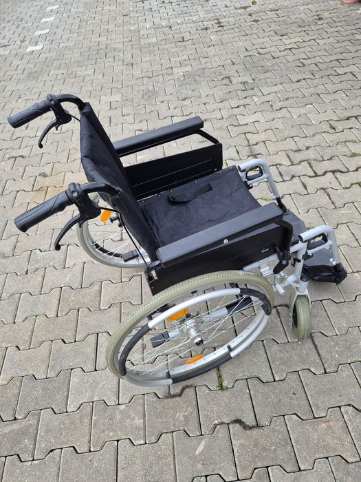 Carucior pentru persoane cu dezabilitati