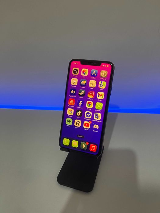 iPhone 11 pro max -64 GB / bateria 100%