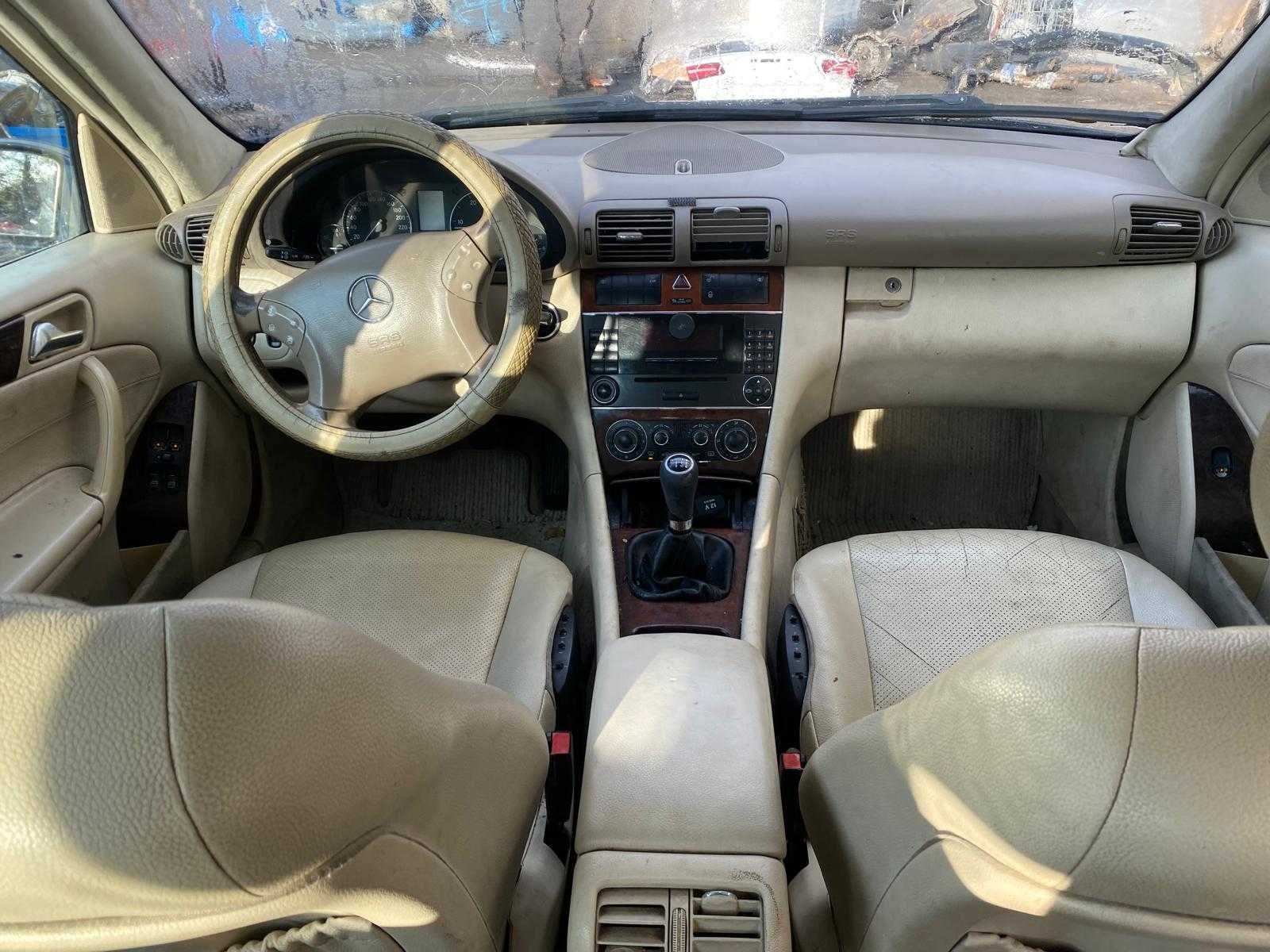 Dezmembrez Mercedes C220 W203 FaceLift Break interior maro piese w203