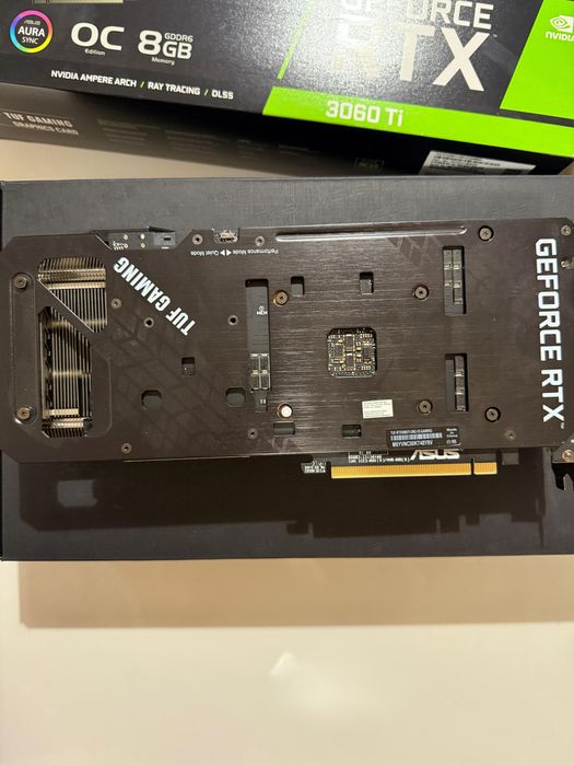 Placa video RTX 3060 Ti TUF OC Edition 8 GB
Nvidia RTX 3060Ti TUF 8 GB