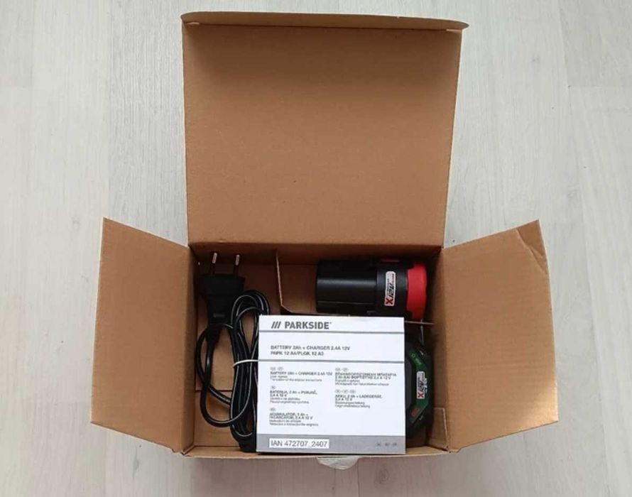 Parkside Set incarcator si acumulator 12V / 2Ah