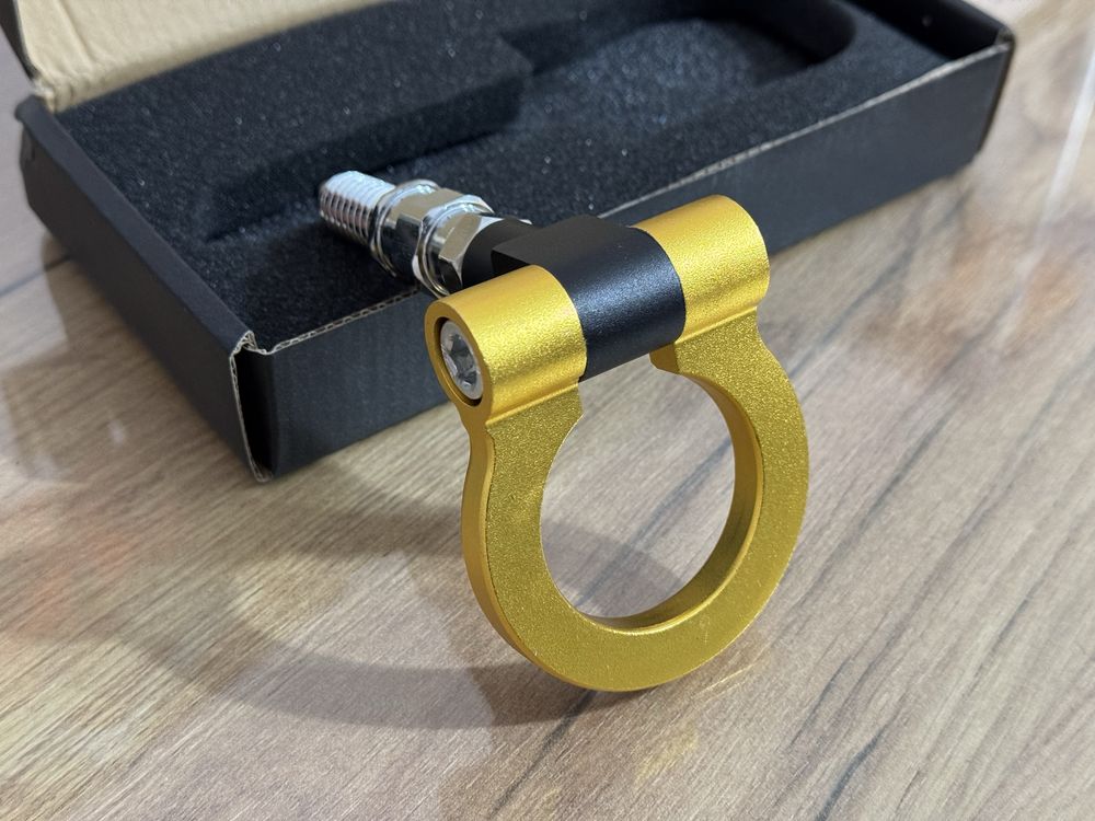 Кука за теглене Tow Hook
