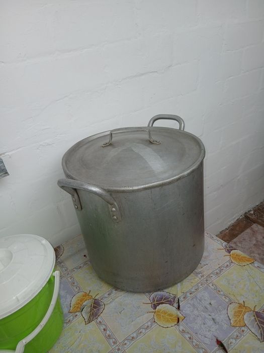 Продам алюминивую советскую кастрюлю