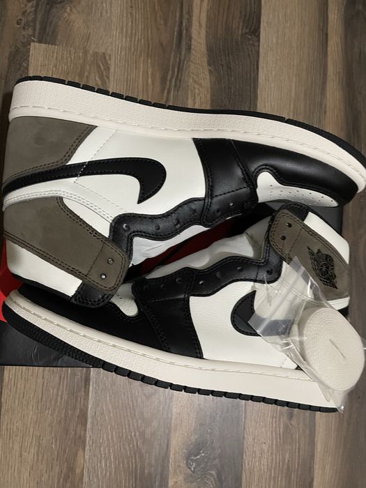 Nike Air Jordan 1 High Dark Mocha