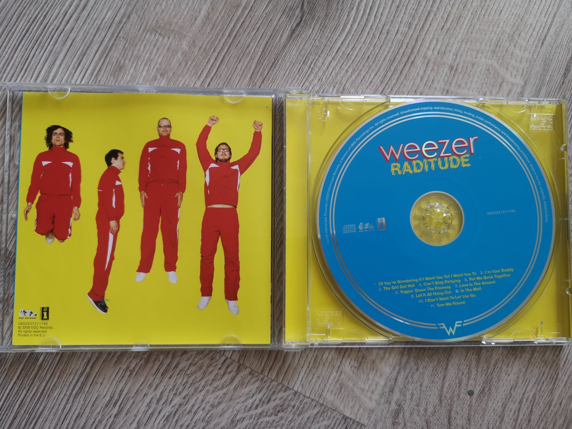Weezer - Raditude CD диск