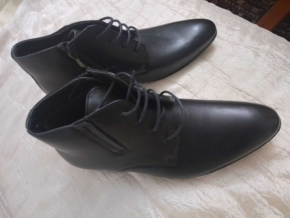 Мъжки боти черни