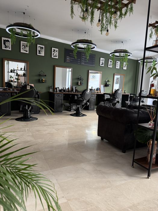 Inchiriem post de lucru frizerie