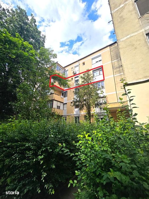 Apartament cu 3 camere decomandat | Etajul 3 - Botizului