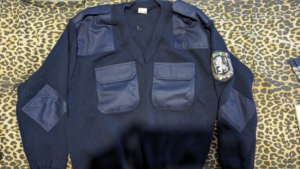 Нови Полицейски дрехи