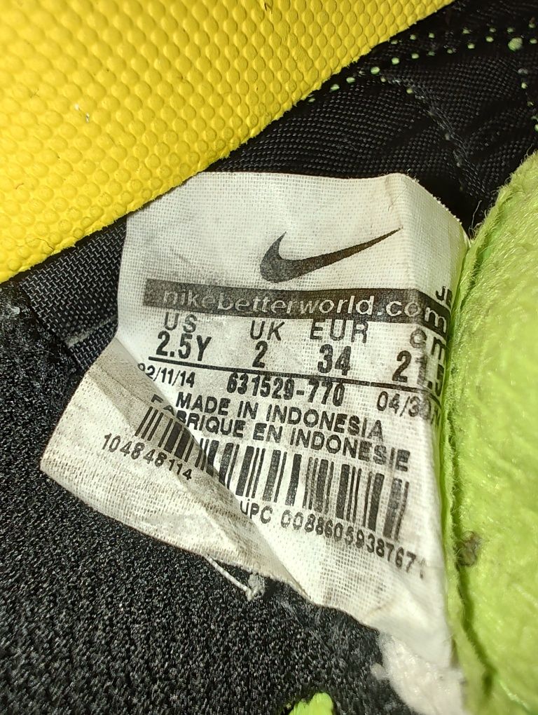 Детски футболни стоножки nike tiempo 34 номер