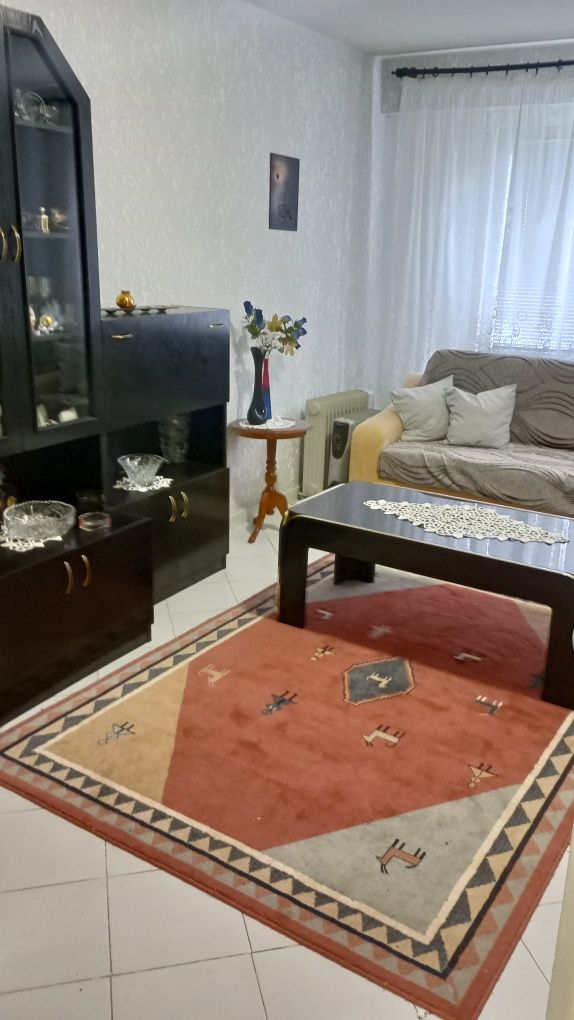 Дава се под наем Тристаен апартамент в Русе, Дружба 3 - 80 кв.м за 97000 € - Снимка #3