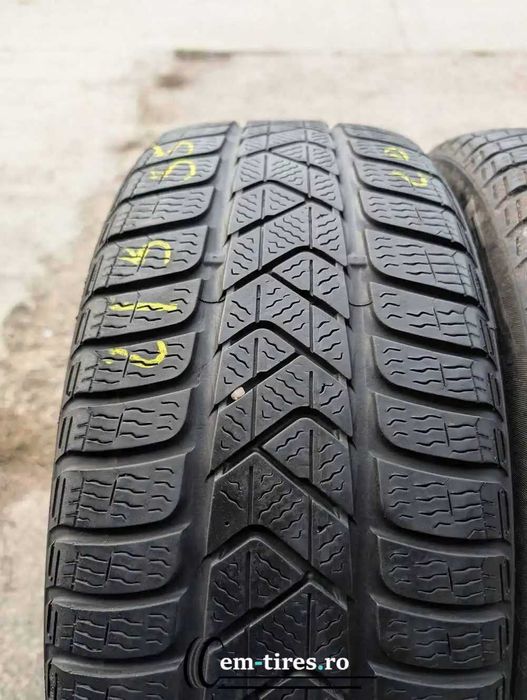 SET 2 Anvelope Iarna 215/55 R17 PIRELLI Sottozero 3 94H