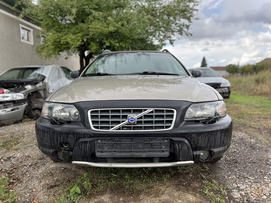 На части! Volvo XC70 2.4 D5 163 AWD