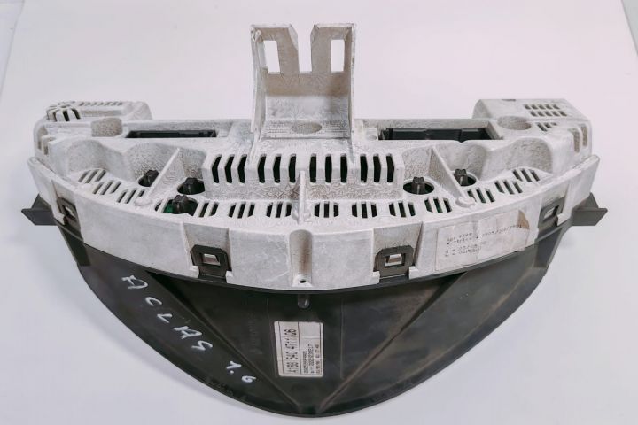 Ceas bord A1685404711Q6 Mercedes-Benz A-Class W168