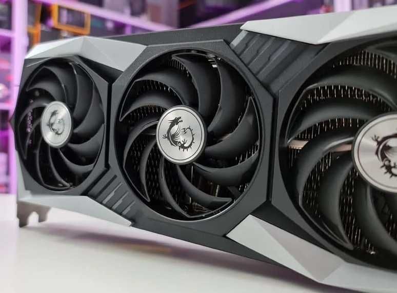 Нова видеокарта MSI RX 6800 Gaming Z Trio 16 GB
