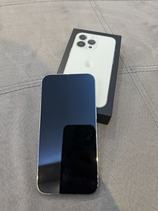 Iphone 13 pro 256 gb. White