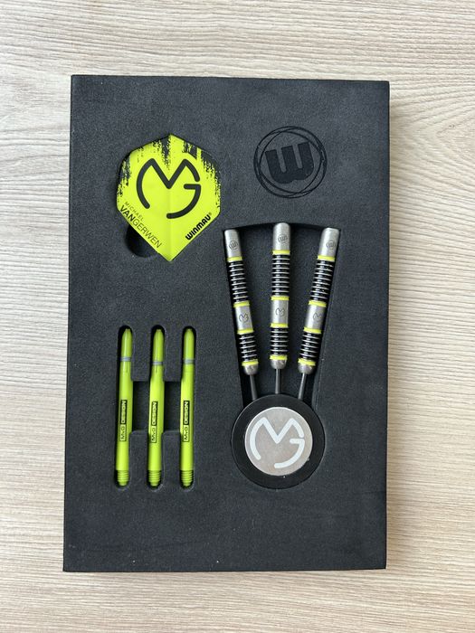 Set sageti Winmau steel MVG aspire 22G 80% Wolfram + accesorii