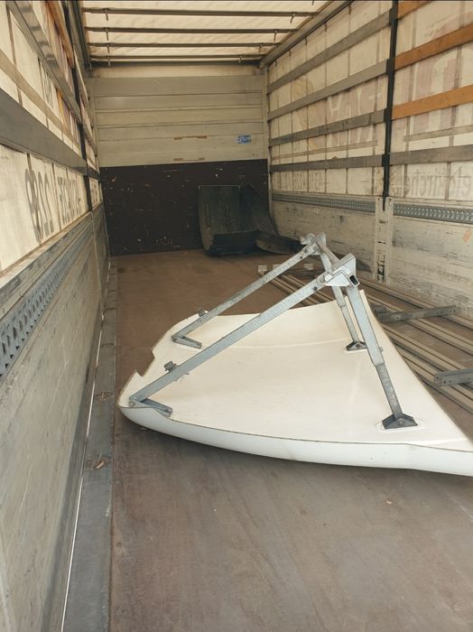 Бризентова надстройка 2016г със странична врата и падащ борд 7.30дължи