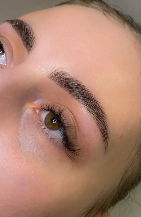 Ламинирование бровей и ресниц