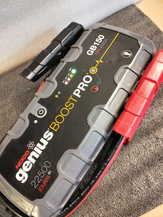 Noco boost pro gb150 schimb cu telefon