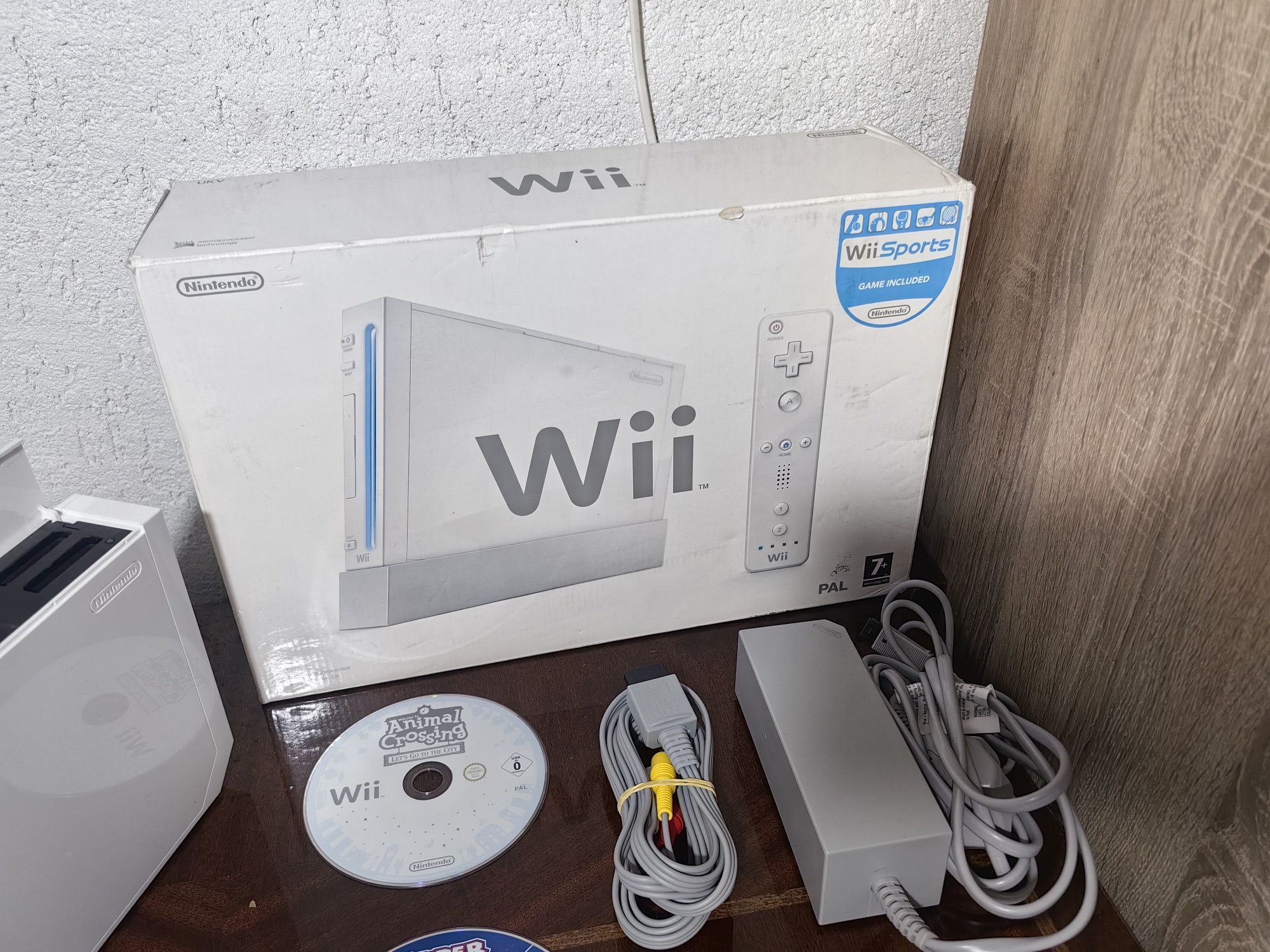 Nintendo wii + кутия и Mario
