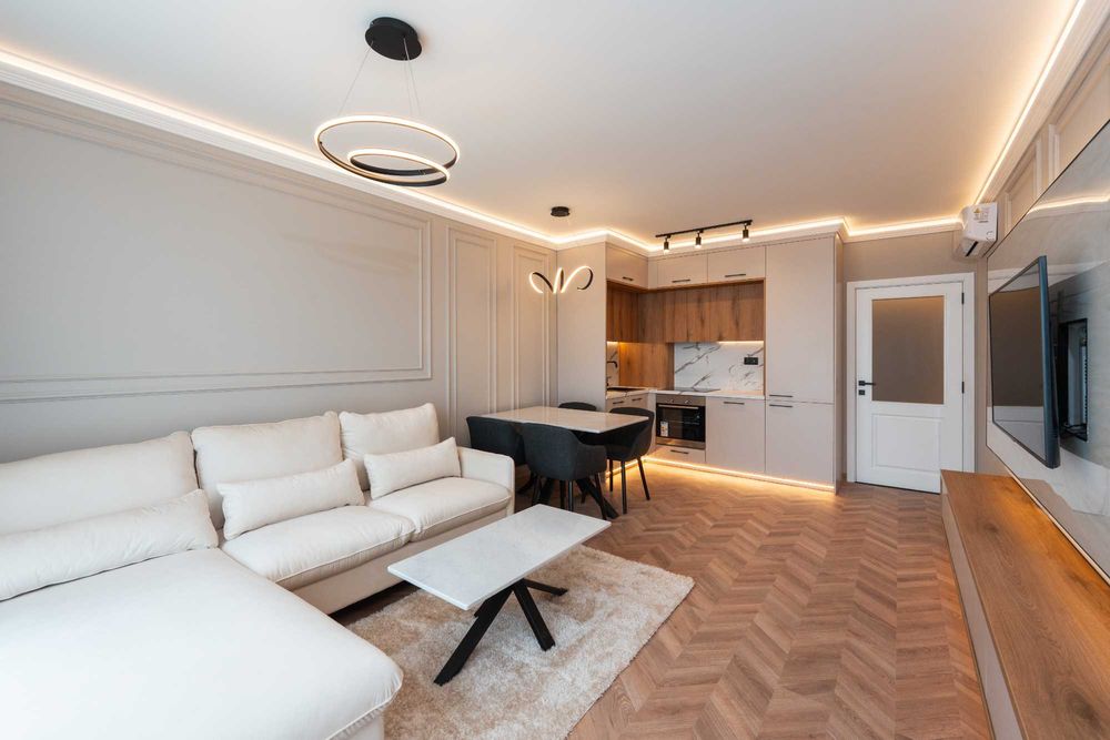 Продава се Двустаен апартамент в Пловдив, Кючук Париж - 71 кв.м за 1957 €/кв.м - Снимка #1