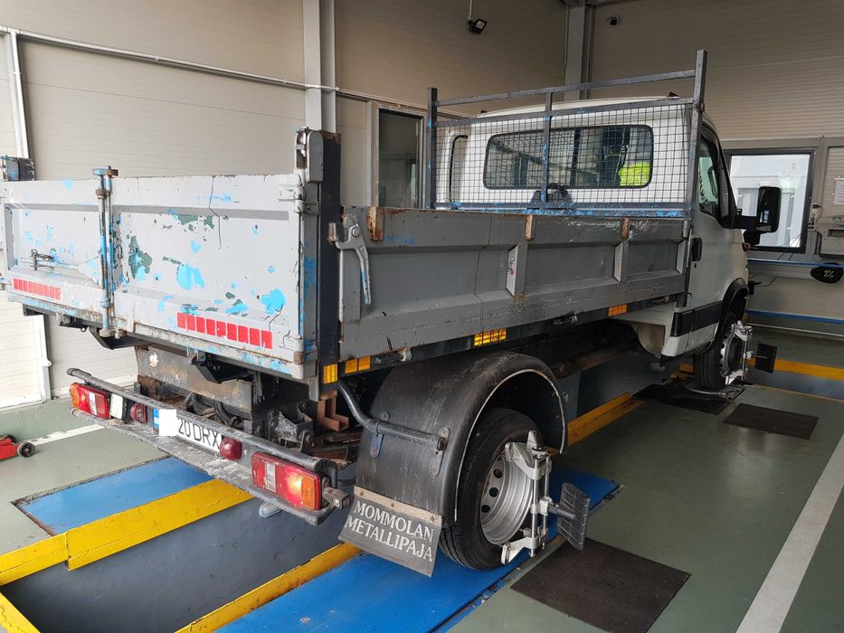 Iveco Daily 35C13 din 65C14 detarat basculabil spate / bascula