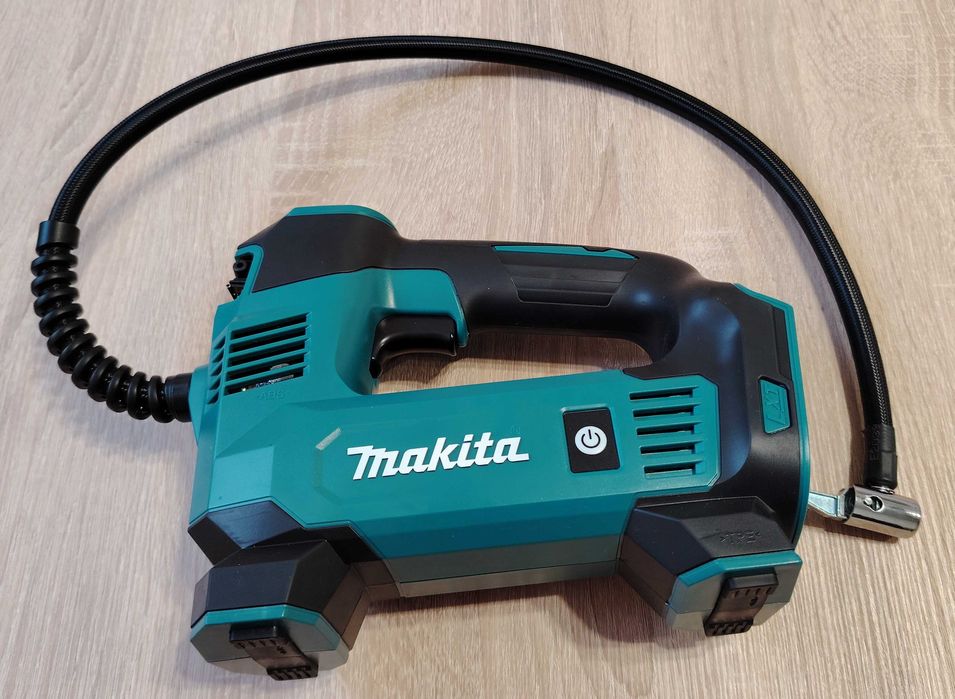 Compresor auto pompa Makita DMP 180