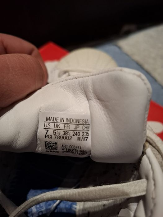 Adidasi   Adidas