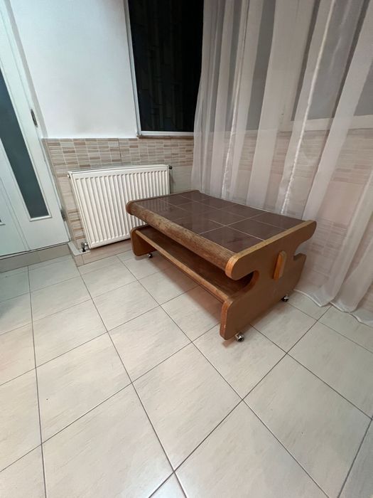 masa din lemn stare buna